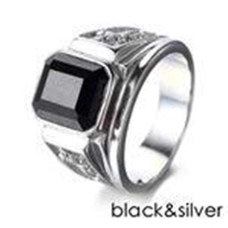 Fashion Rings Vintage Men's Emrald Rings