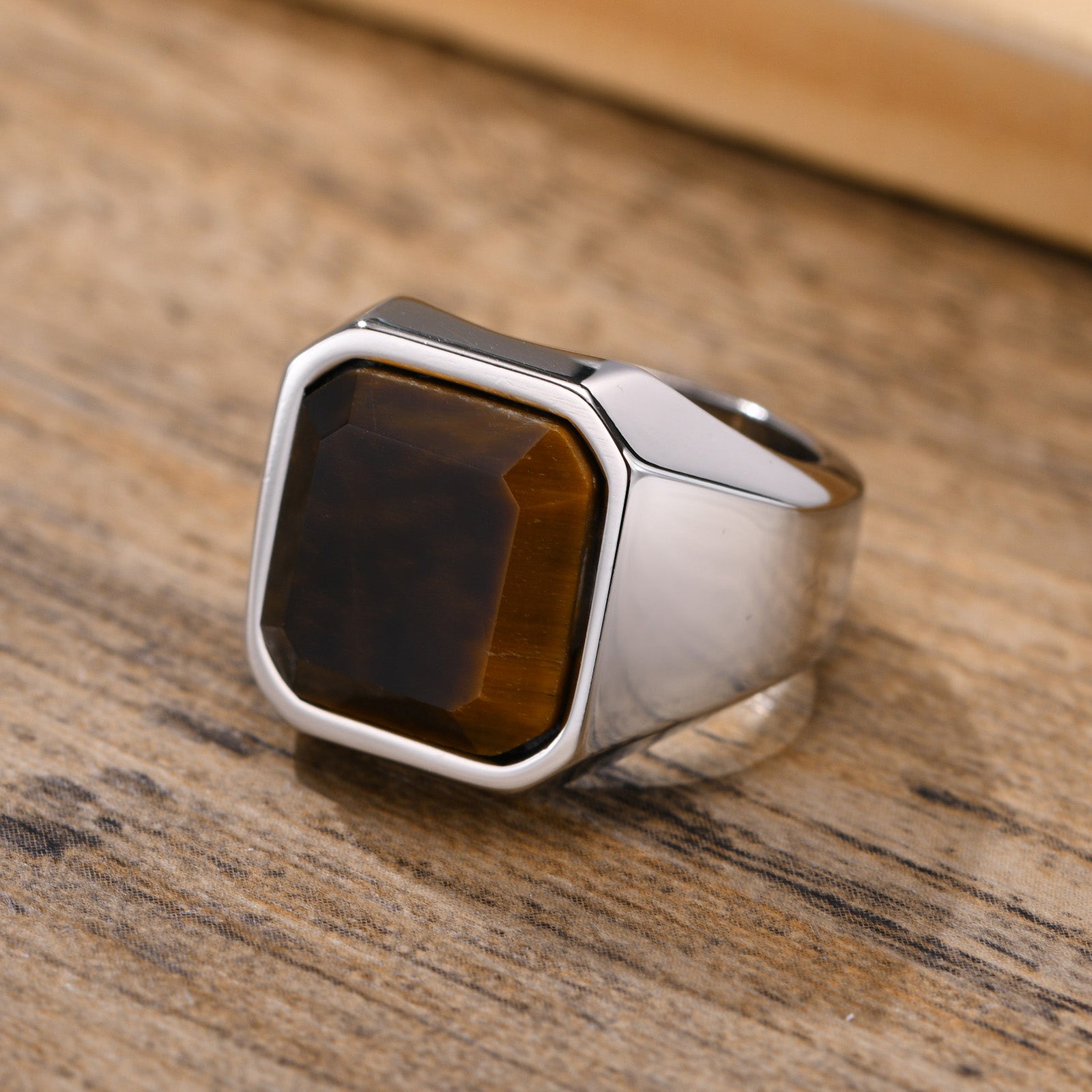 Glossy Black Gem Ring Simple Style